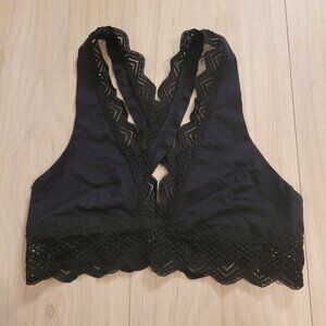 AERIE | Scalloped Lace Cross-Back Bralette | Sz. S